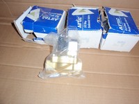 Nouveau solénoïde en laiton 2V250-20B en boîte, contrôle de fluide 2V25020B, neuf et original, pour systèmes PLC d'automatisation industrielle programmables