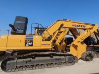Excavadora de cadenas Komatsu PC240 japonesa genuina de 24 toneladas, tamaño mediano, como nueva, con pocas horas de uso, unidad usada disponible en stock.