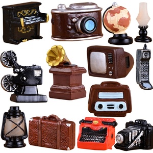 Miniaturas de Resina de Electrodomésticos Retro Creativos, Adornos Encantadores para Decoración de Paisajes, Accesorios para Manualidades - Product Image 1