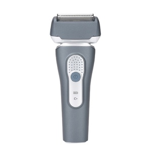 Afeitadora Eléctrica Recargable Inalámbrica para Hombre con 3 Cuchillas Flotantes y Recortadora Retráctil para Cara y Cuerpo - Product Image 1
