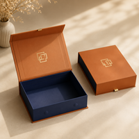 Boîtes d'emballage magnétiques de luxe style livre OEM avec marquage à chaud et logo pour cadeaux d'entreprise de qualité alimentaire, ceintures, montres et portefeuilles