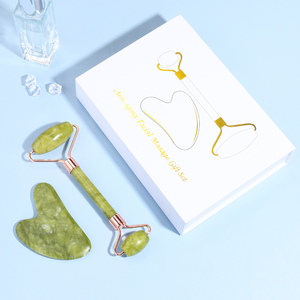 Personalizzato <span class=keywords><strong>pietra</strong></span> di cristallo naturale Anti invecchiamento strumento di massaggio Set palmare bianco verde quarzo giada <span class=keywords><strong>pietra</strong></span> rullo Gua Sha <span class=keywords><strong>per</strong></span> il <span class=keywords><strong>viso</strong></span> - Product Image 6