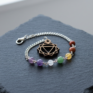 Compre en Línea una Cadena de Cuentas de Chakra Solar Plexus con Piedras Preciosas Talladas y Grabadas con Temática de Amor -crystalexport.com - Product Image 2