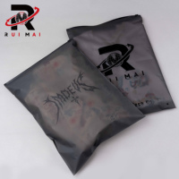 Impression de logo personnalisé CPE épaissi 0.3mm noir givré vêtements fermeture éclair vêtement chaussures petite entreprise