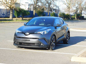 Used Cheap 2019 for C-HR XLE 4dr Crossover Left Hand <b>Drive</b> Leather Seats with Rear Camera Sunroof LED Headlights - Product Image 6