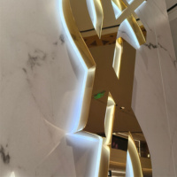Usine de signalétique lumineuse en acrylique 3D personnalisée, fournissant des lettres en acrylique 3D pour les bâtiments et les lieux