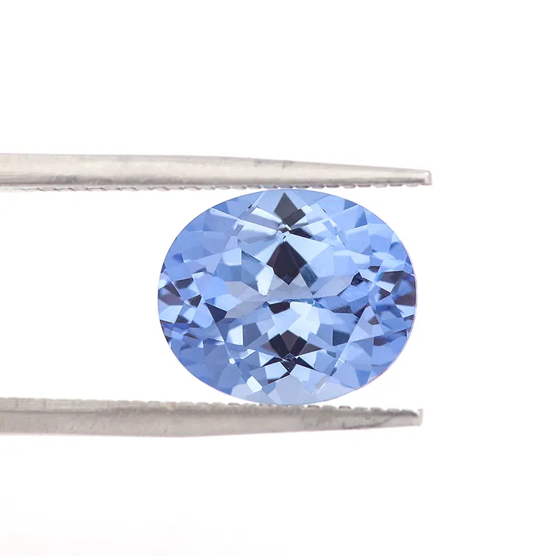 Zuanyo Jewelry Lab Gewachsener Edelstein Hellblau Oval Loose Lab Sapphire Synthetischer Saphir für Jewelry Center Stone
