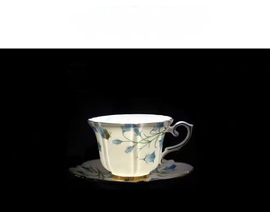 Juego de taza de café y platillo de porcelana de hueso de lujo ligero, juego de té de la tarde exquisito inglés, regalo de boda de inauguración - Product Image 2