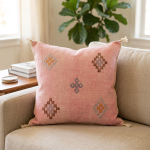 Funda de Cojín Cuadrada con Bordado Geométrico Rosa, Estilo Bohemio, Hecha a Mano, de Lino y Algodón, Personalizable, con Cierre de Sobre, Decoración para el Hogar - Product Image 3