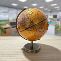 Carte du monde géographique éducative en métal de 8 pouces / 20 centimètres pour la décoration de bureau rotative ou comme cadeau scolaire