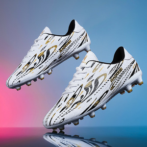 Chaussures de football pour enfants transfrontalières, crampons moulés à crampons longs pour garçons et filles, entraînement professionnel, matchs, étudiants, jeunes, vente en gros - Product Image 1