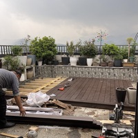 Plancher composite WPC en bois-plastique à embossage profond pour l'extérieur, terrasse WPC, revêtement de sol extérieur
