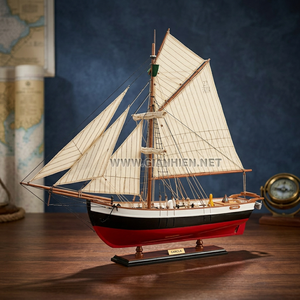 Maqueta de Barco Histórico de Madera de Acacia de Origen Vietnamita GREENLAND, Estilo Náutico, Pintada a Mano, Regalo Empresarial, 60x17x69cm - Product Image 3