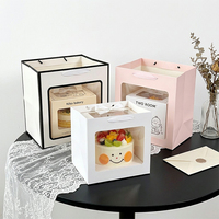 Sac cadeau carré en carton blanc avec fenêtre transparente en PVC, idéal pour la fête des enseignants et les anniversaires - Fabricant
