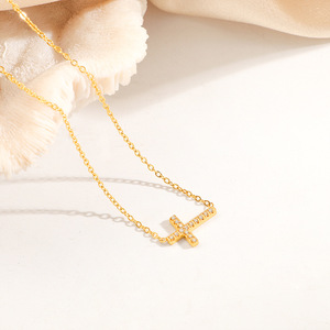 Collar con Colgante de Cruz de Diamantes CZ al por Mayor, Chapado en Oro de 18K, Acero de Titanio, No se Deslustra, Gargantilla Delicada, Regalo de Bautismo - Product Image 3