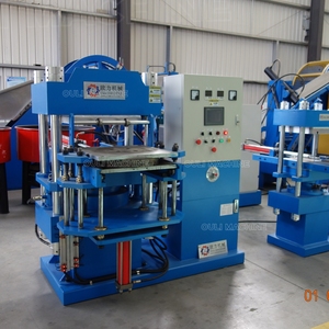 Prensa Vulcanizadora de Caucho para Baldosas Tipo Columna de Alta Eficiencia 400T - Product Image 4