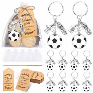 Lot de 10 porte-clés ballon de football avec pochette, porte-clés sport pour hommes et femmes, cadeau pour les fans de football - Product Image 1