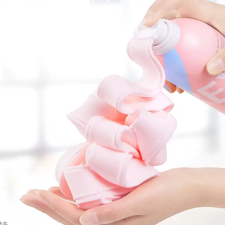 Großhandel Billig Tiefe Reinigung Lightening Body Waschen Haut Moisturizing Organic Mousse dusche gel