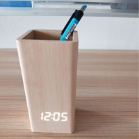 Multifunktionaler LED-Display Stifthalter aus Holz mit Digitalem Wecker für den Heimgebrauch, Geeignet für Studenten oder Büro