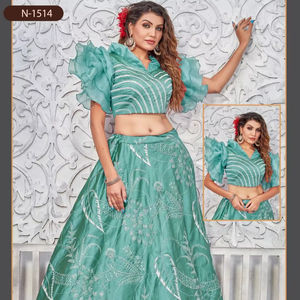 Lanzamiento de nuevos hermosos cordones de secuencia pesada y bordado Work Party Wear Designer Crop Top Lehenga Collections By Royal Export - Product Image 1