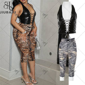 Completo donna senza maniche a schiena nuda con lacci top in pelle sintetica + <span class=keywords><strong>pantaloni</strong></span> corti Skinny <span class=keywords><strong>leopardati</strong></span> Sexy 2 pezzi - Product Image 2