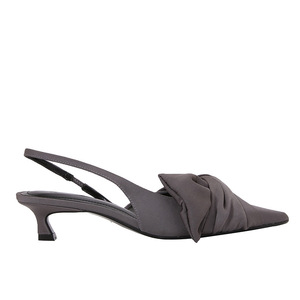 Sandales décontractées pour femmes à bout pointu et talon bas, en tissu gris avec nœud, ouvertes à l'arrière, pour le quotidien et les soirées - Product Image 5