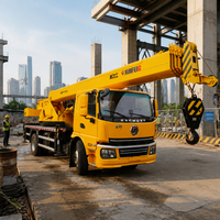 Grue mobile sur camion de 16 tonnes la plus vendue avec bras à 5 sections et hauteur de levage de 38 mètres, double treuil de 16 tonnes et double support de sol