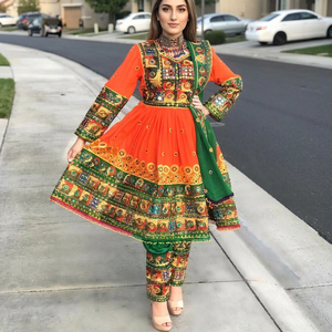 Vêtement Femme Pakistan FASHIONISTA INTERNATIONAL Robe Traditionnelle Musulmane pour Femmes Afghan Kuchi Salwar Kameez Chiffon Soie Velours - Product Image 1