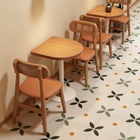 Ensemble de table et chaises en bois pour restaurant commercial, vente en gros usine Foshan, table et chaises modulaires pour espace détente
