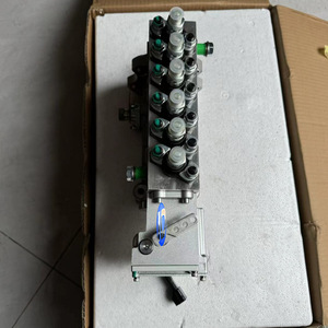 ปั๊มน้ำมันดีเซล Dongfeng Cummins รุ่น 5267708 4940749 สำหรับเครื่องกำเนิดไฟฟ้าดีเซล อะไหล่เครื่องยนต์ โครงสร้างเหล็ก - Product Image 1