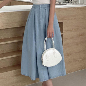 <span class=keywords><strong>Jupe</strong></span> en <span class=keywords><strong>jean</strong></span> bleu clair pour femmes à la mode en gros <span class=keywords><strong>Jupe</strong></span> trapèze taille haute rétro mi-longue polyvalente à grand ourlet - Product Image 3