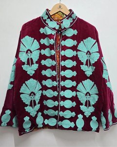 เสื้อคลุมกิโมโนกำมะหยี่ซูซานีทำมือ ปักลายสไตล์โบฮีเมียน เสื้อคลุมงานฝีมือสำหรับฤดูหนาว ระบายอากาศได้ดี ติดกระดุม ของขวัญสำหรับเธอ ขายส่ง - Product Image 2