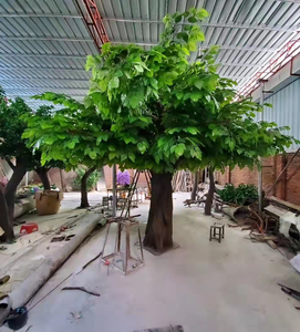 Cây Thông Táo Khổng Lồ Nhân Tạo Để Trang Trí Siêu Thị Trường - Product Image 4