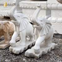 Statue d'éléphant en marbre blanc sculptée à la main pour décoration extérieure à vendre