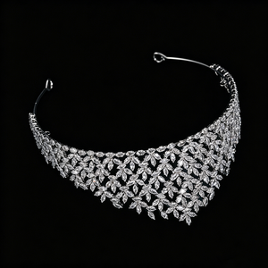 Couronne de mariée de luxe en CZ, diadème de mariage en forme de <span class=keywords><strong>V</strong></span>, diadème de concours de beauté en cristal, accessoire de coiffure pour mariée, bal de promo, Quinceañera - Product Image 6
