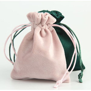 Bolsa con Cordón Personalizada al por Mayor, Bolsa de Joyería de Terciopelo Rosa Suave con Logotipo, Embalaje Textil Colorido al por Mayor - Product Image 6