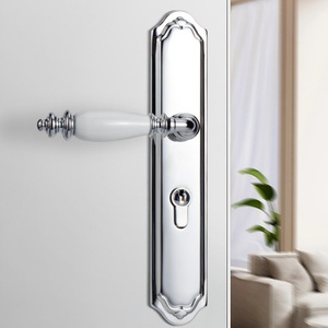 Poignée de porte de luxe dorée, serrure intérieure <span class=keywords><strong>en</strong></span> laiton de haute qualité avec poignée <span class=keywords><strong>en</strong></span> céramique noire pour ensemble de quincaillerie de maison de maître ou de propriété commerciale - Product Image 3