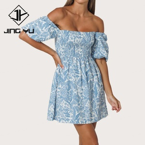 Robe courte à manches bouffantes plissée à imprimé hawaïen de haute qualité, robe en coton biologique personnalisée pour l'été - Product Image 1