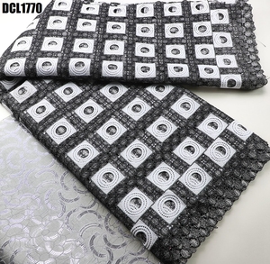 Nigérian Guipure Dentelle Tissu Cordon Dentelle Avec Pierres Broderie Tissu Aso Ebi Robe pour Fête 100% Polyester Tissu - Product Image 3