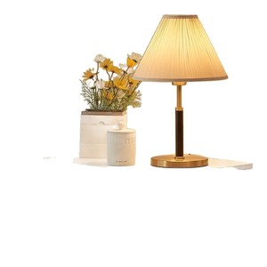 Lámpara de Mesa Estilo Retro Americano, Tela Plegada, E26 LED 220V, Cuidado de la Vista, para Sala de Estar, Dormitorio, Mesita de Noche - Product Image 5