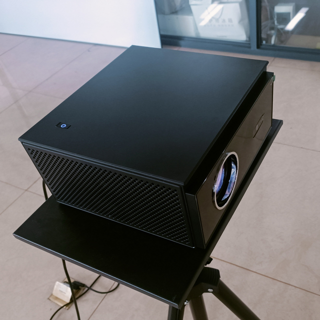 2026 New Technology Invention HTP A80 LED Smart Projector with 4K Support WiFi Android OS for Home Cinema