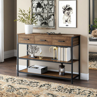 Table console en bois avec un style moderne et luxueux pour le salon ou l'entrée, une élégance intemporelle et magnifique dans votre couloir
