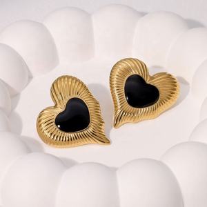 ต่างหูแบบติดหูรูปหัวใจผีเสื้อเคลือบทองคำขาว 14K คุณภาพสูง ทำจากสแตนเลสสตีล ดีไซน์ทันสมัย เหมาะสำหรับงานปาร์ตี้ ผลิตตามสั่ง - Product Image 4