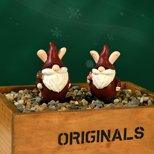 Petites décorations de Noël en résine chinoise, faites à la main, à pois, sur le thème des lutins, des nains et des elfes de Noël, pour le bureau - Product Image 3