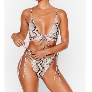 ชุดบิกินี่ทรงสามเหลี่ยมแบบไหล่เดียวสำหรับผู้หญิง ผ้ายืดสแปนเด็กซ์/โพลีเอสเตอร์ พร้อมโลโก้สั่งทำ สายผูกด้านข้าง ทรงวีสตริง ชุดว่ายน้ำสองชิ้น แห้งเร็ว OUTPACE - Product Image 3