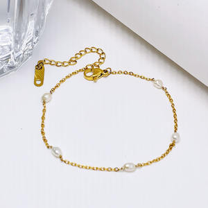 Bracelet jonc à vis en acier inoxydable plaqué or pour femmes tendance avec logo personnalisé pour les couples Cadeau de bijouterie de fête - Product Image 2