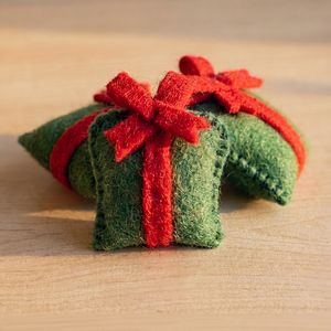 Wholesale Wool Felt Stitched <b>Christmas</b> <b>Present</b> <b>Box</b> Ornament Handmade Tree Hanging Decor Gift Set - Product Image 5
