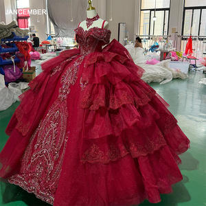 Robe de Quinceañera Rouge Moderne avec Appliques de Paillettes, Longueur Ras du Sol, Traîne Chapelle, Dos Nu, Robe de Bal pour Anniversaire 15/16 Ans, Robe de Princesse pour Concours - Product Image 6