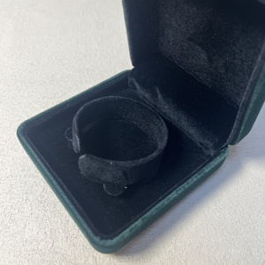 Factory Wholesale Custom Luxurious Green Velvet Jewelry Gift <b>Box</b> With Logo For <b>Ring</b> Earring Pendant Bracelet Bangle Necklace - Product Image 4