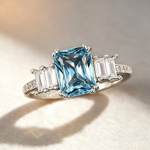 Anello di Fidanzamento con Zircone Blu Acqua per Donne, Elegante Gioiello da Dito alla Moda - Product Image 3